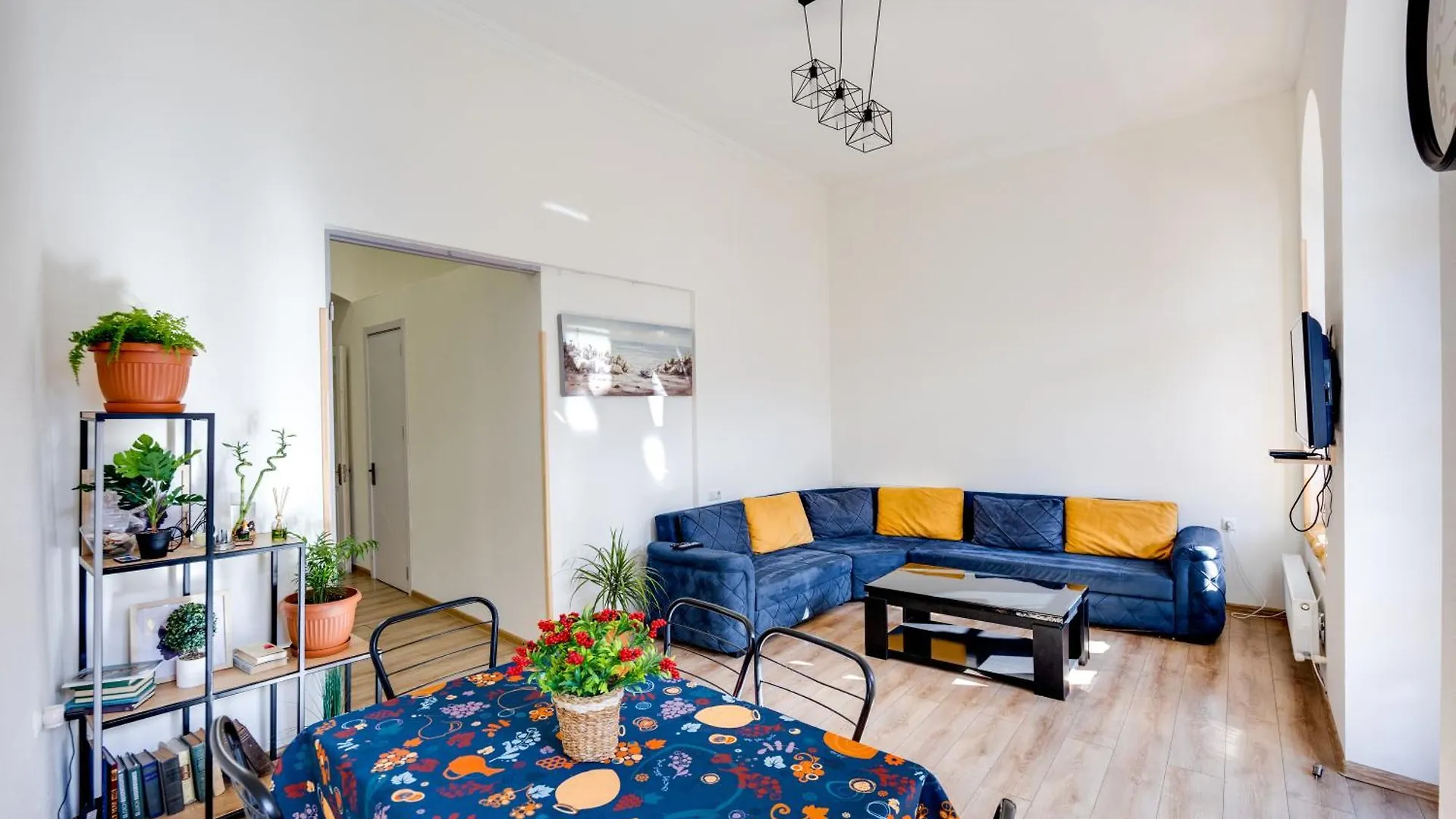 ティビリシThe Heart Of The Ancient District 3Bd-2Bath Apartamentアパートメント グルジア